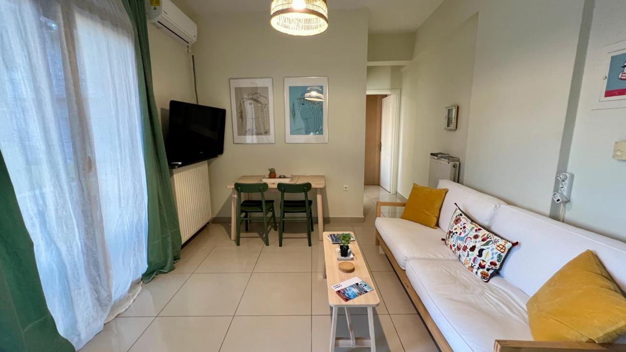 100 Meters From The Sea Apartment Xylokastro Exterior photo